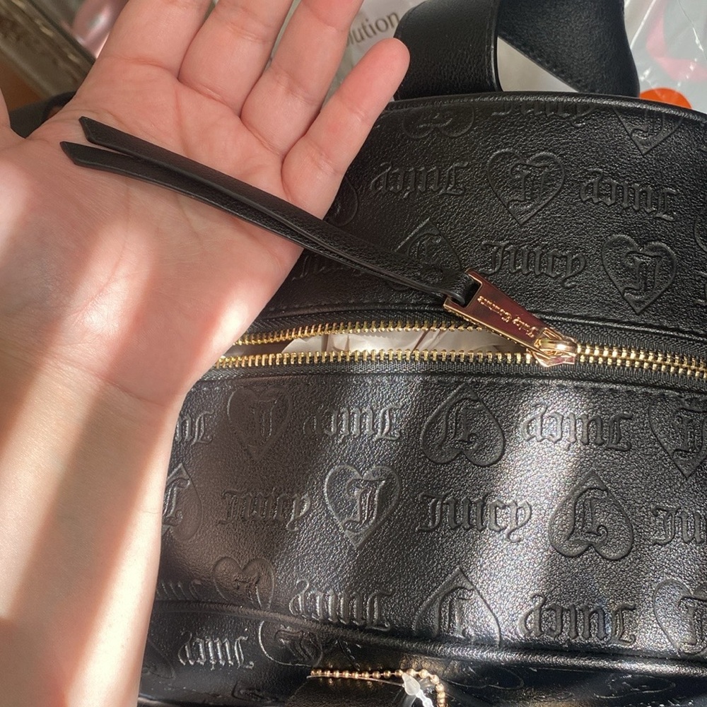 Juicy Couture Liquorice Fashionista Rosie Weekender Travel Bag NWT - Picture 10 of 11